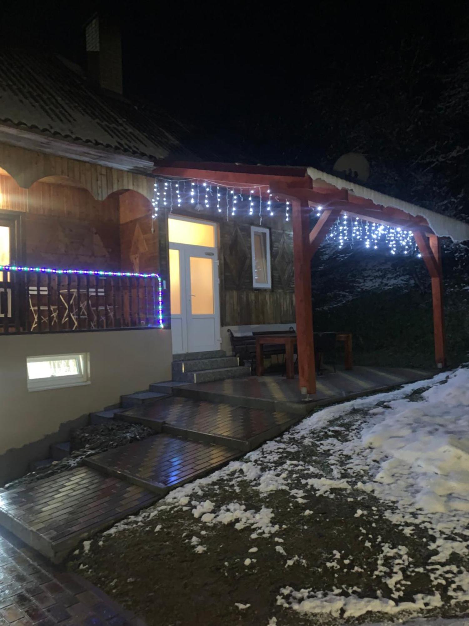Cottage house بودوبوفيست المظهر الخارجي الصورة